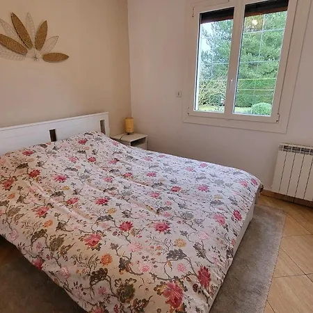 Le Petit Charme - L'eveque 홈스테이 Savigne-l'Eveque